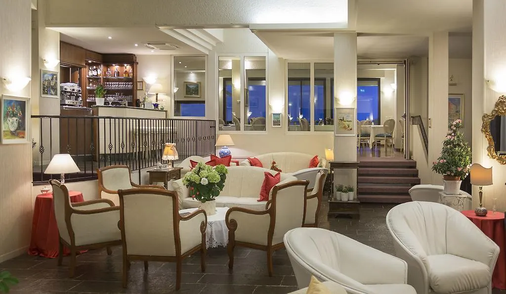 Hotel Admiral - On The Beach Riccione